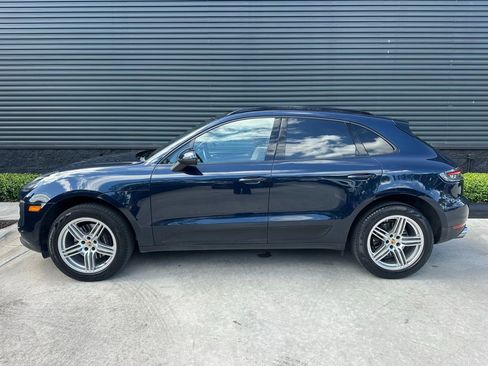 Certified 2020 Porsche Macan AWD/4WD image 2