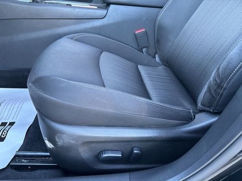 Used 2024 Nissan Altima 2.5 SV image 10