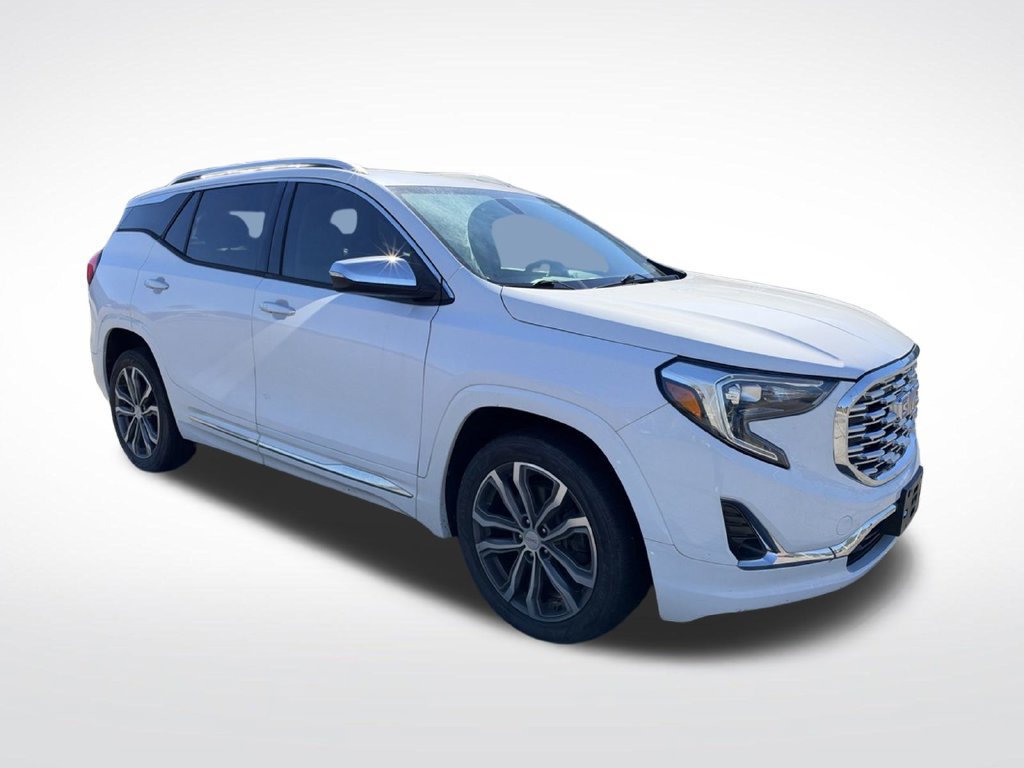 Used 2018 GMC Terrain Denali FWD image 1