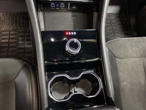 Used 2023 Jeep Grand Cherokee L Laredo image 18