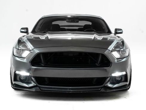 Used 2017 Ford Mustang GT Premium w/ GT Performance Package RWD image 7