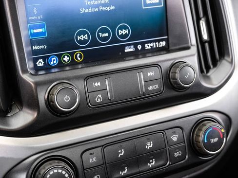 Used 2021 Chevrolet Colorado LT w/ Fleet Safety Package image 18