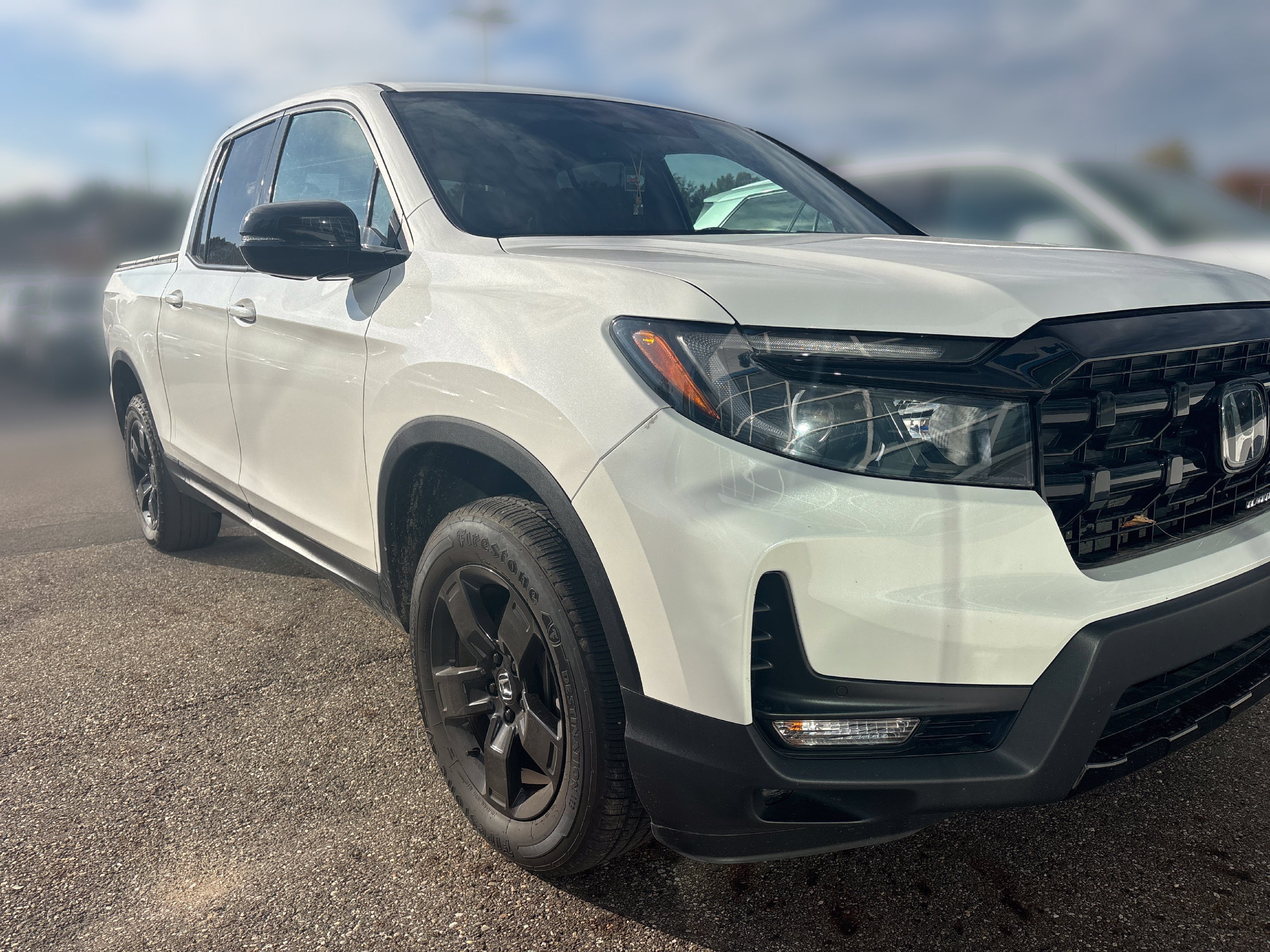 Used 2025 Honda Ridgeline Black Edition image 2