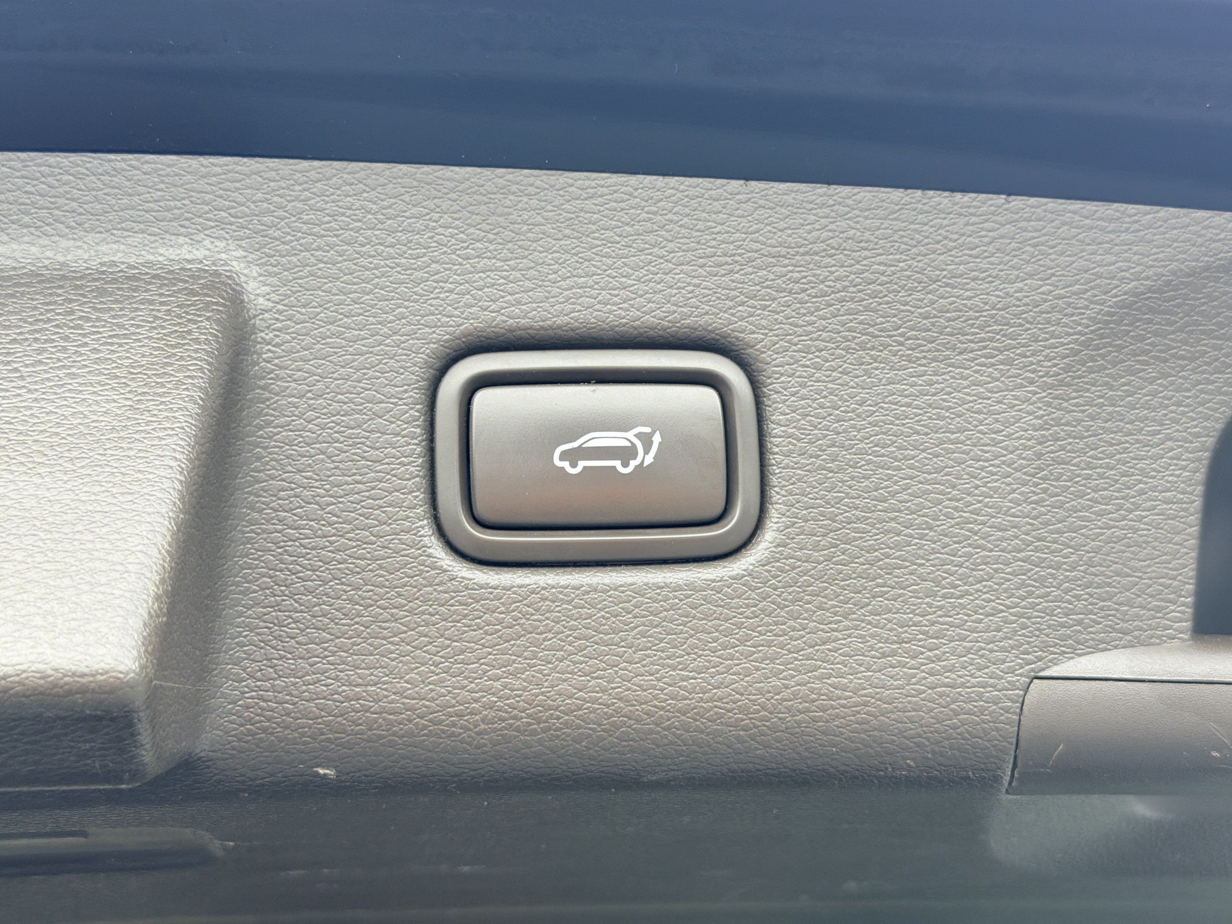 Used 2022 Kia Telluride SX w/ Towing Package FWD image 20