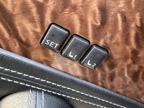 Used 2019 Nissan Armada SL w/ Premium Package image 11