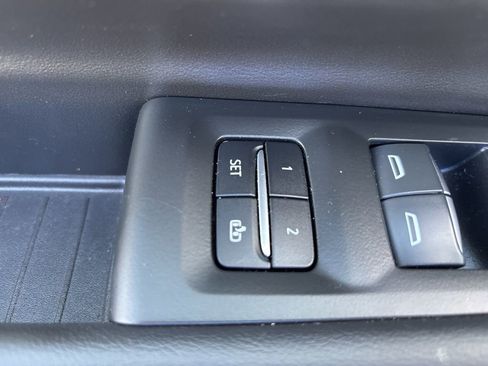 Used 2022 Chevrolet Tahoe High Country image 33