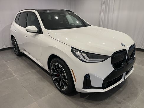 New 2026 BMW X3 xDrive30 w/ Premium Package image 3