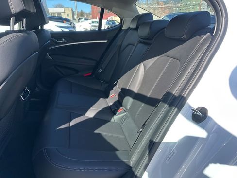 Used 2026 Genesis G70 2.5T image 19