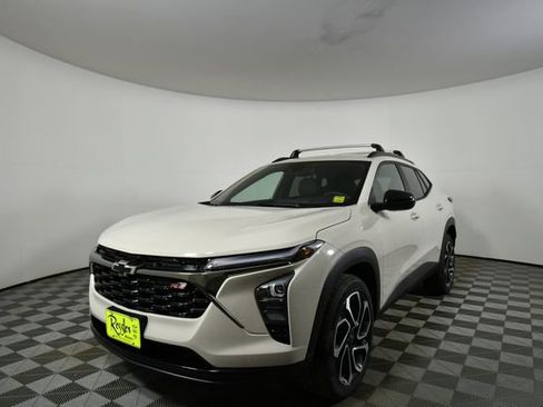 New 2026 Chevrolet Trax RS image 6