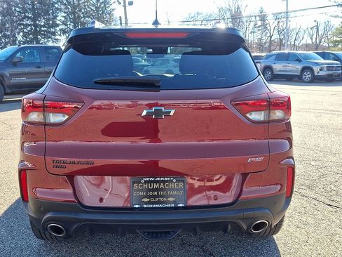 Used 2023 Chevrolet TrailBlazer RS w/ Convenience Package image 5