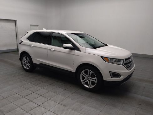 Used 2017 Ford Edge Titanium w/ Technology Package FWD image 11
