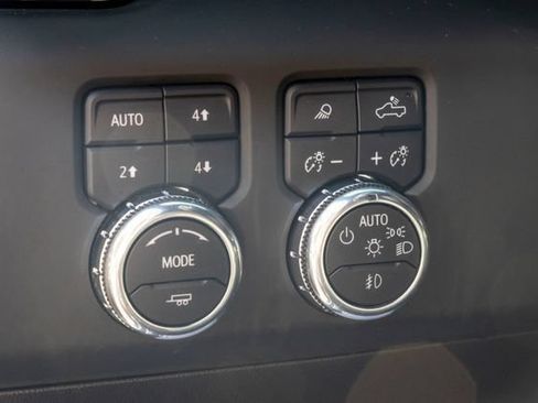 Certified 2025 GMC Sierra 1500 AT4 AWD/4WD image 20