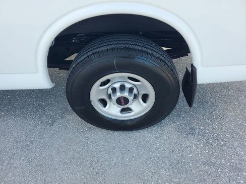 Used 2023 GMC Savana 2500 Work Van image 20