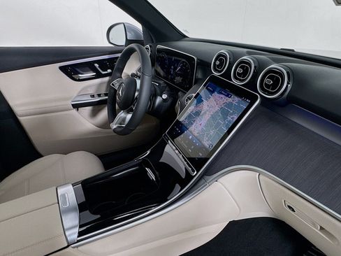 New 2026 Mercedes-Benz GLC 300 image 15
