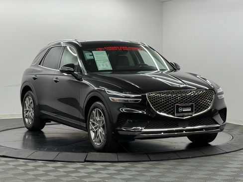 Used 2025 Genesis GV70 2.5T w/ Select Package image 4