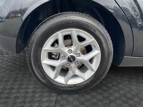 Used 2024 Kia Soul LX w/ Option Group 015 image 33