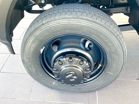 New 2026 RAM 5500 Tradesman AWD/4WD image 12