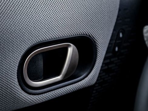 New 2026 MINI Cooper 4-Door Hardtop FWD image 15
