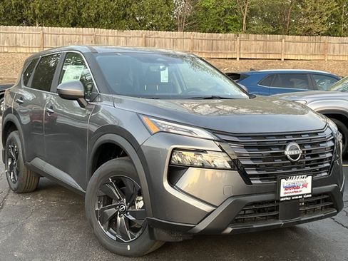 New 2026 Nissan Rogue SV w/ Cold Weather Package AWD/4WD image 2