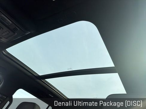 Used 2022 GMC Yukon Denali w/ Denali Ultimate Package image 33