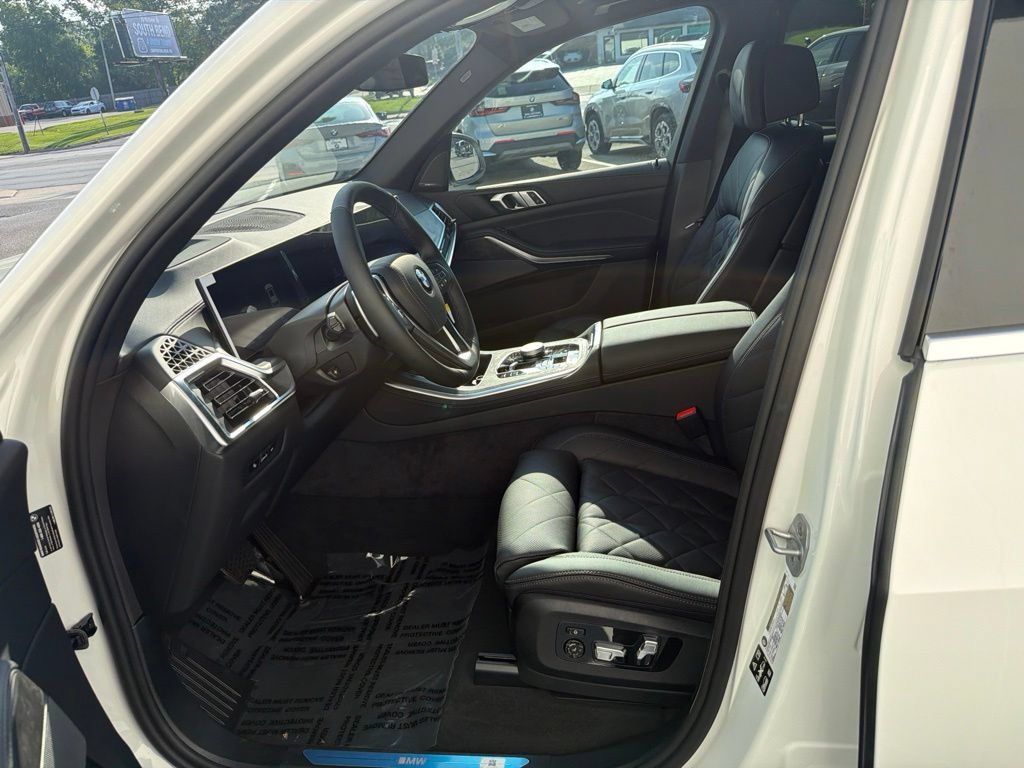 New 2026 BMW X5 xDrive40i w/ Climate Comfort Package AWD/4WD image 38