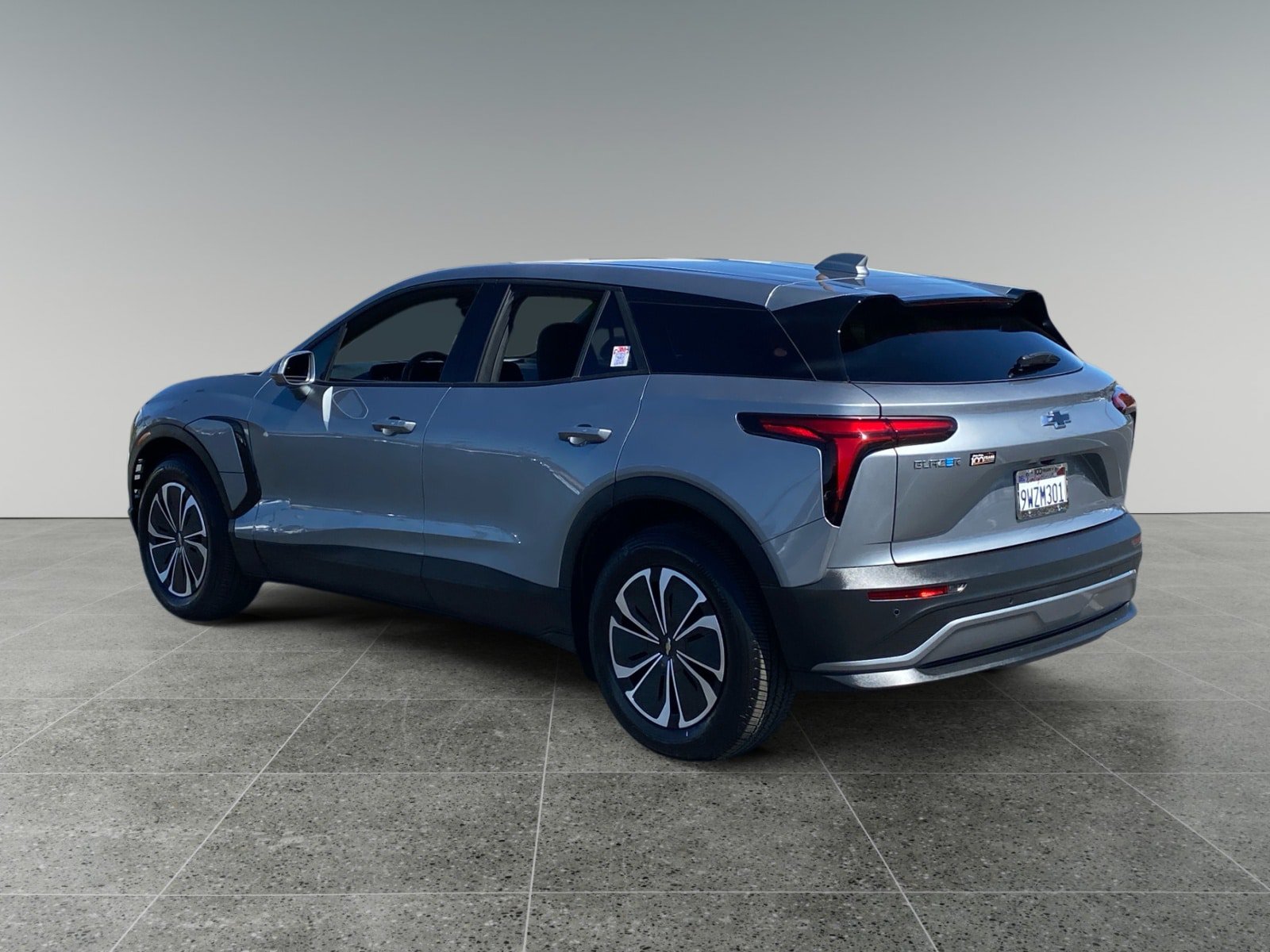 Used 2026 Chevrolet Blazer EV LT FWD image 3