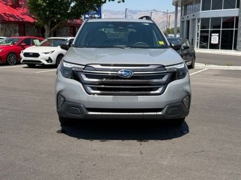 Used 2026 Subaru Forester Premium AWD/4WD image 8