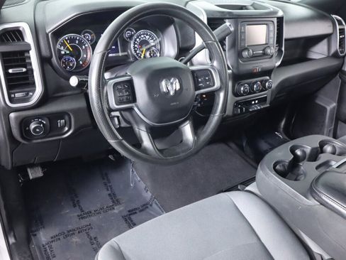 Used 2021 RAM 3500 Big Horn image 9