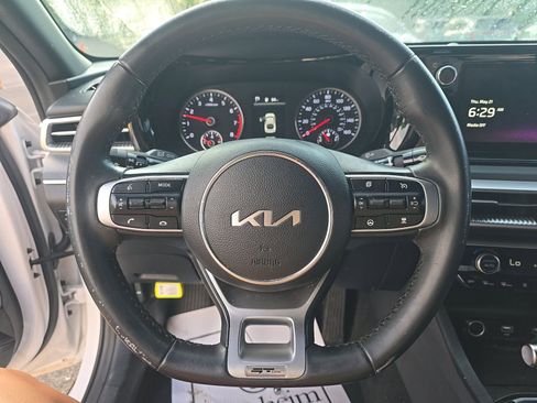 Used 2024 Kia K5 GT-Line w/ GT-Line Premium Package FWD image 13