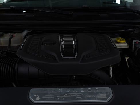 Used 2022 Jeep Grand Wagoneer Series II w/ Premium Group II image 32