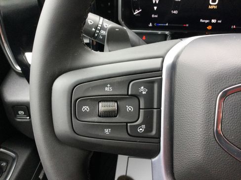New 2026 GMC Sierra 1500 SLT AWD/4WD image 16
