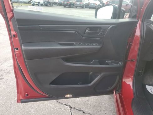 Certified 2023 Honda Odyssey Sport image 25