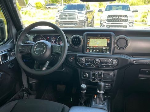 Used 2023 Jeep Wrangler Unlimited w/ Cold Weather Group AWD/4WD image 23