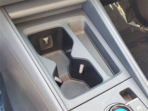 Certified 2025 Volkswagen Tiguan S image 22