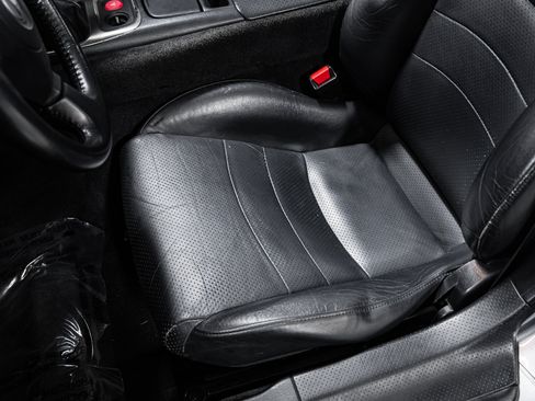 Used 2000 Honda S2000 image 14