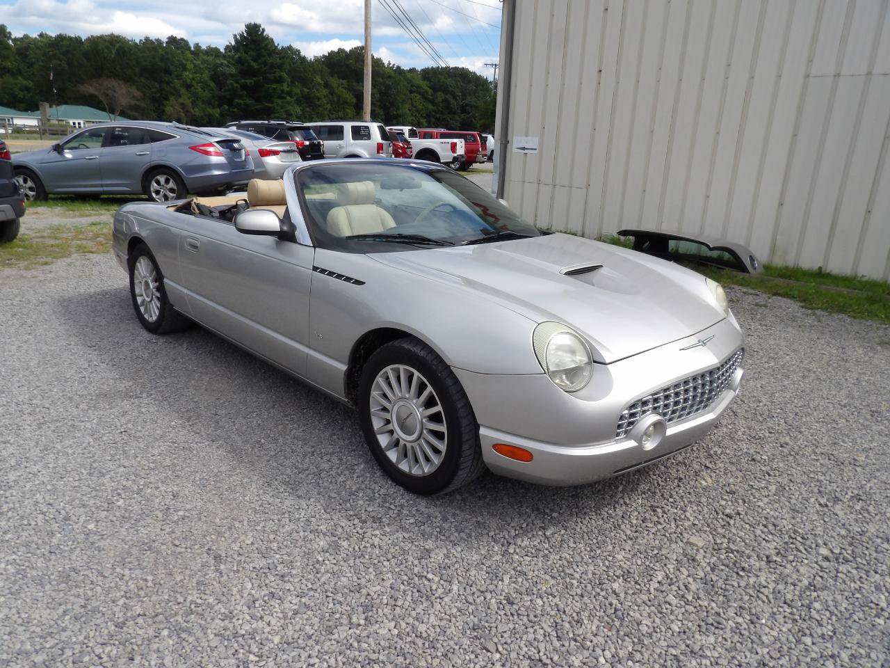 Used 2004 Ford Thunderbird RWD image 21