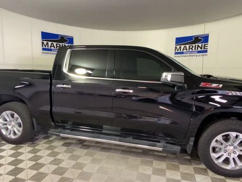 Used 2025 Chevrolet Silverado 1500 LTZ w/ Technology Package AWD/4WD image 3