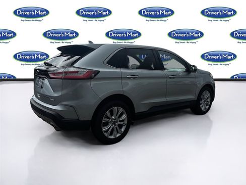 Used 2020 Ford Edge Titanium w/ Equipment Group 301A FWD image 7