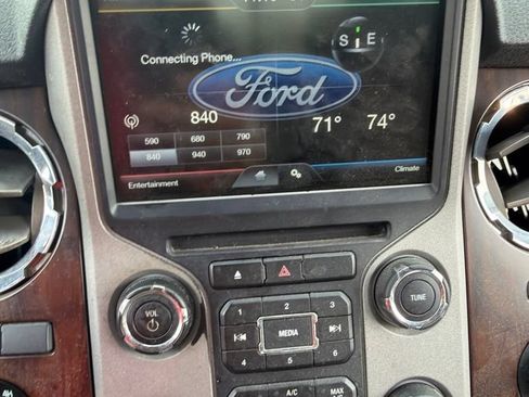 Used 2015 Ford F250 Lariat w/ Chrome Package AWD/4WD image 7
