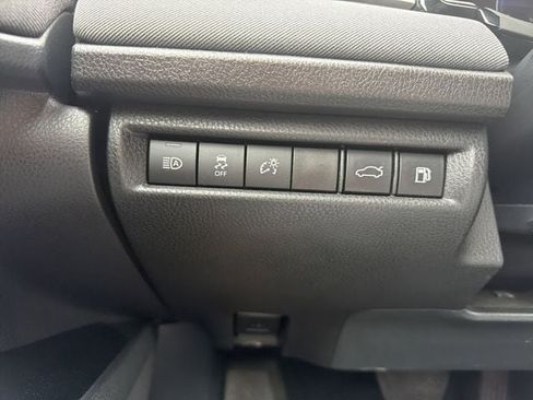 Used 2025 Toyota Camry LE FWD image 31