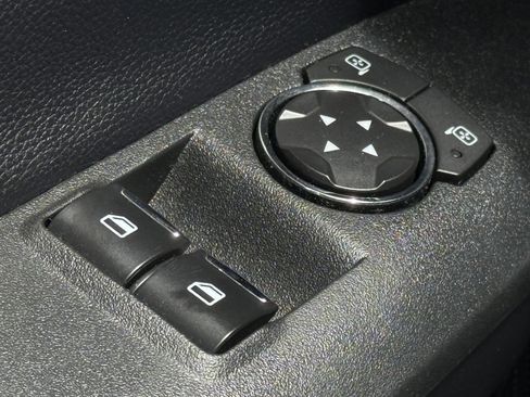 Used 2019 Ford Mustang GT image 32