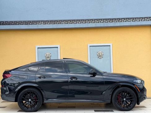 Used 2024 BMW X6 xDrive40i w/ M Sport Professional Package AWD/4WD image 6