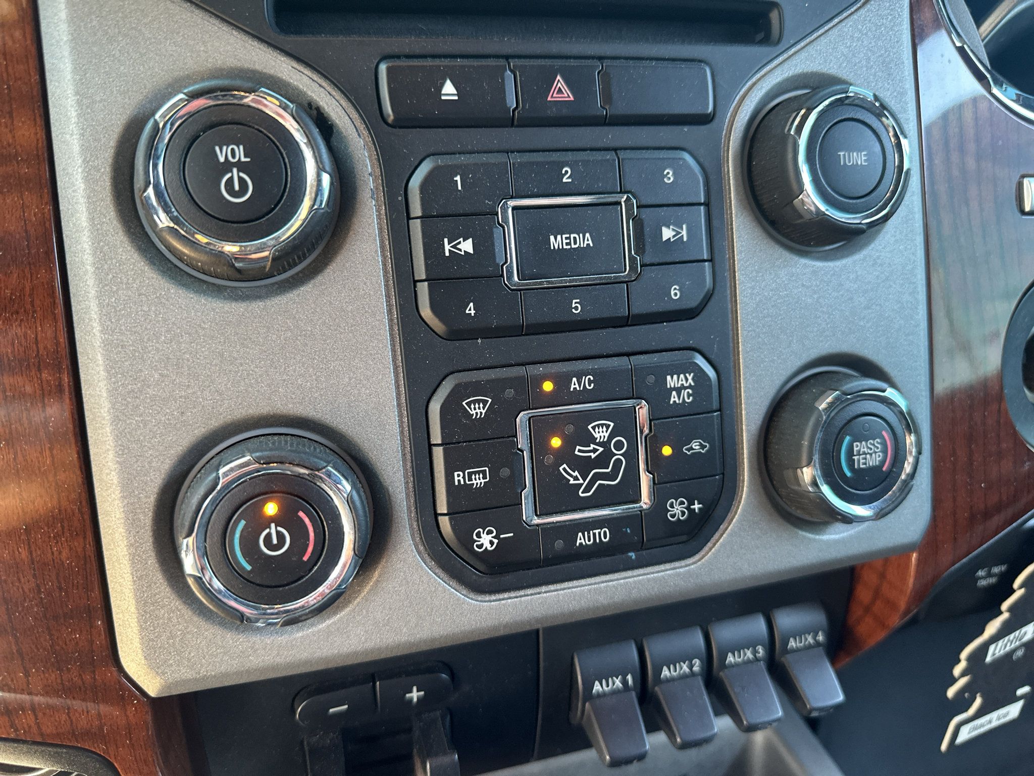 Used 2016 Ford F350 King Ranch AWD/4WD image 28