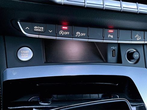 Used 2025 Audi Q5 2.0T Premium Plus w/ Premium Plus Package image 16