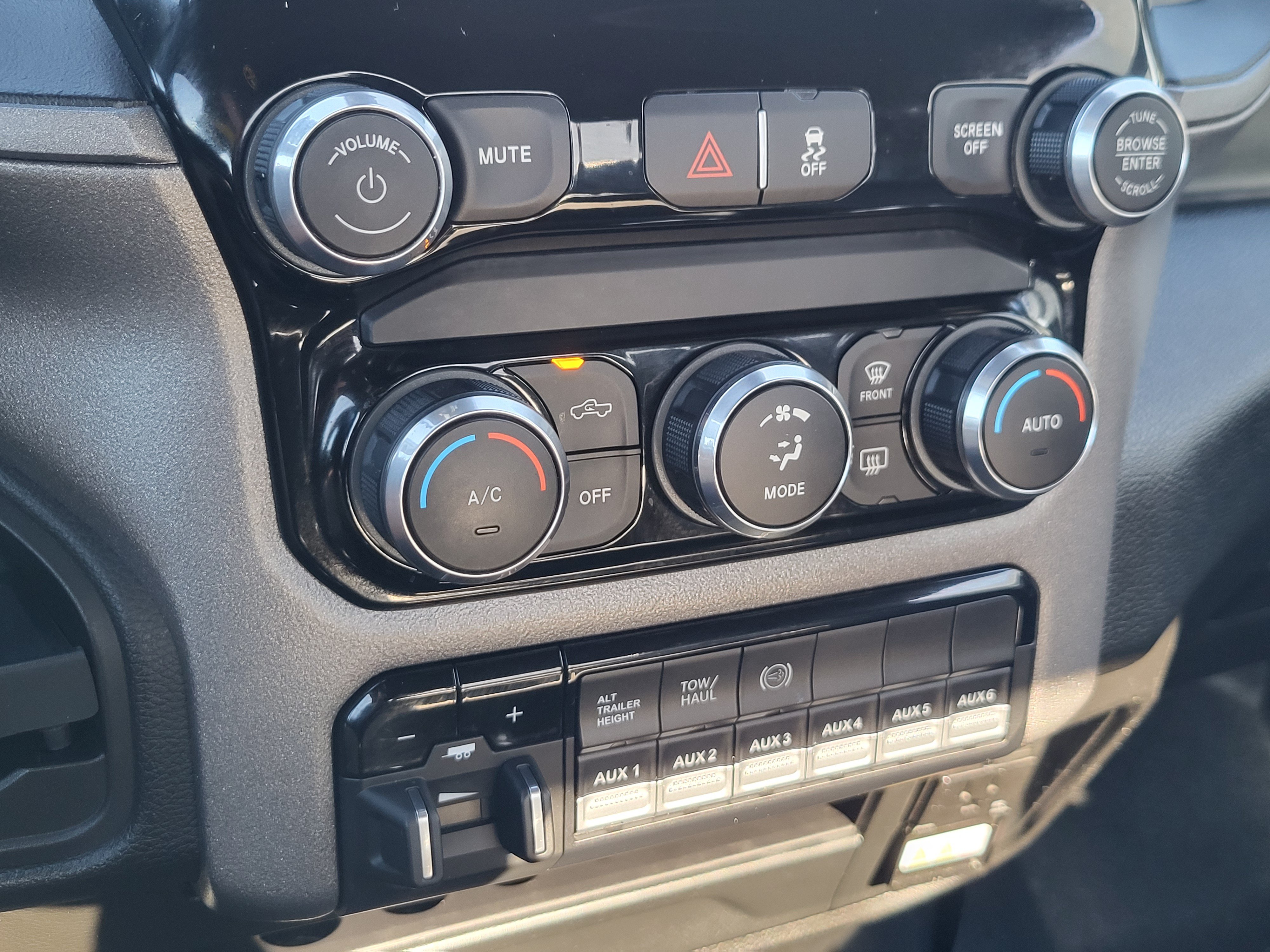 Used 2022 RAM 2500 Tradesman AWD/4WD image 20