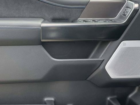 New 2026 Ford F250 Platinum w/ Tremor Off-Road Package image 15