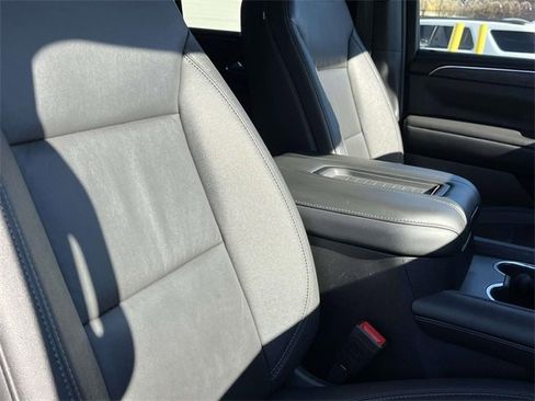 Used 2024 Chevrolet Tahoe LT image 24