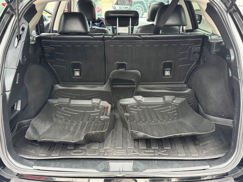 Used 2017 Subaru Outback 3.6R Limited AWD/4WD image 20