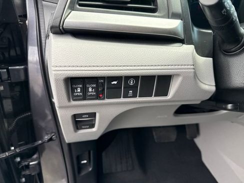 Used 2022 Honda Odyssey EX-L image 15