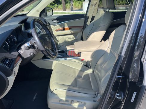 Used 2018 Acura MDX w/ Advance Package FWD image 14